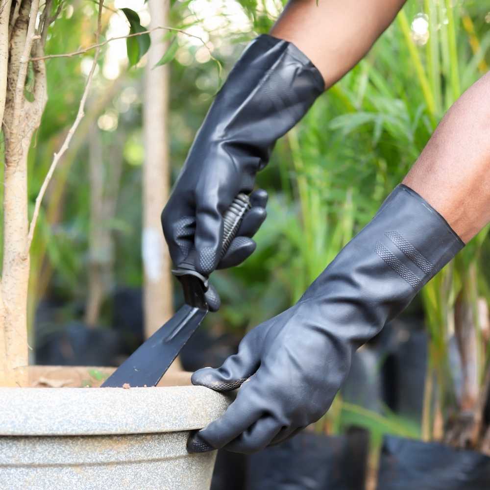Rubber Hand Gloves Non-Slip Black (5)