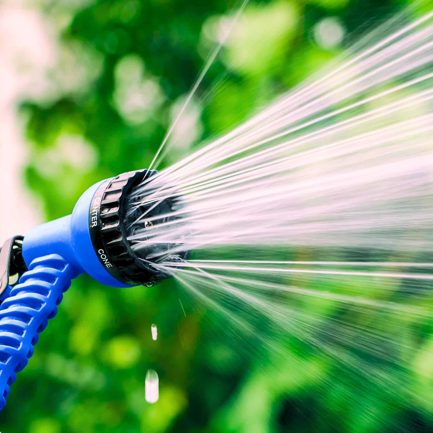 Expandable Hose Pipe with Spray Gun – For Garden| Lightweight, Flexible Water Hose with Nozzle (Blue)